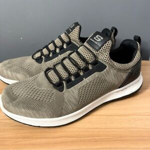 Skechers Men’s  Delson Shoes Memory Foam Tan Classic fit sz 12